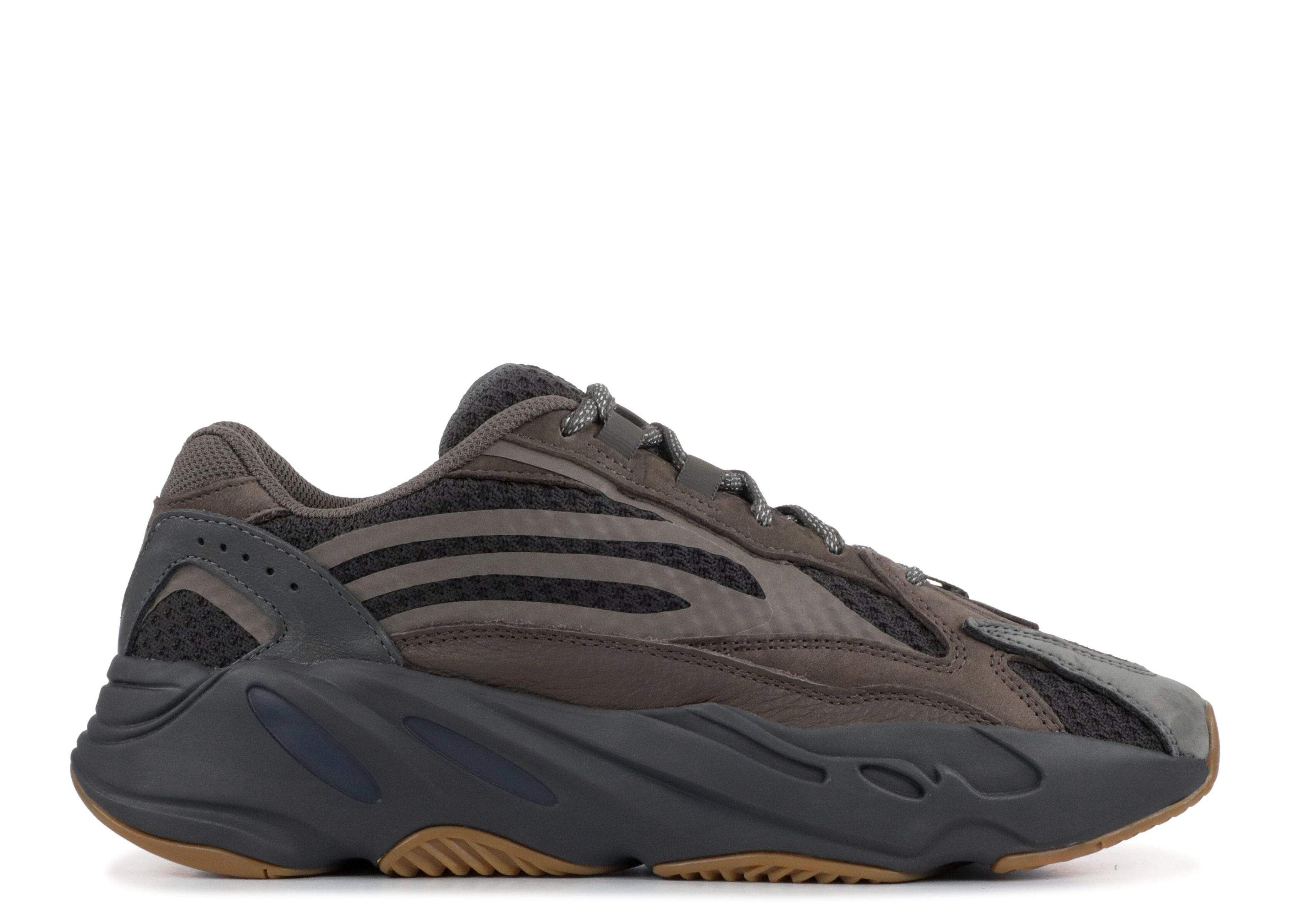 Yeezy Boost 700 V2 ‘Geodeâ€?Everlasting Sneaker